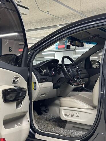 Kia: Kia Carnival: 2018 г., 2.2 л, Автомат, Дизель, Минивэн — 5