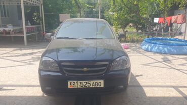 шипованные шины б у: Chevrolet Lacetti: 2003 г., 1.5 л, Механика, Бензин, Седан