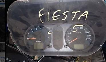 Auto-delovi: DELOVI ENTERIJERA ZA FORD FIESTA OD 2004. DO 2005. GOD. | FORD — 7