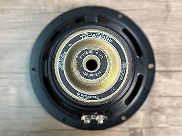 купить динамик для сабвуфера: Əvvəla Salam. İkinci əl 8 inch-lik Pioneer TS-W202F model pioneer — 1