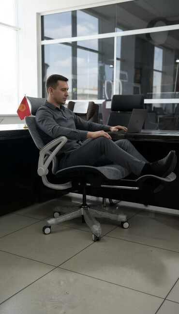 Офисные кресла: Представляем вам офисное кресло 1556D - идеальное сочетание комфорта и — 1