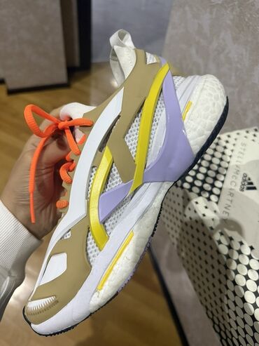 kişilər üçün qaçış krossovkaları: ADIDAS STELLA MCCARTNEY! Orginal! 1 defe geyinilib! 450 manata alinib!