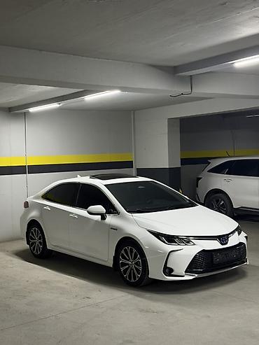 subaru impreza 1 5: Toyota Corolla: 2024 г., 1.8 л, Вариатор, Гибрид, Седан — 3