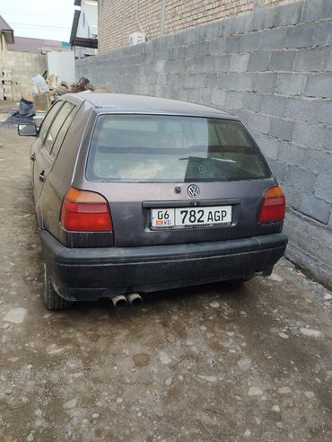 вольксваген вента: Volkswagen Golf: 1993 г., 1.6 л, Механика, Бензин, Хэтчбэк