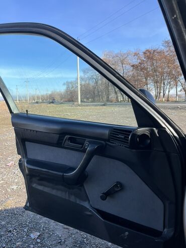 BMW: BMW 5 series: 1989 г., 2 л, Механика, Бензин, Седан — 19