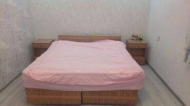 Çarpayılar: 2 təknəfərlik çarpayı, Dolab, 2 tumba, İşlənmiş