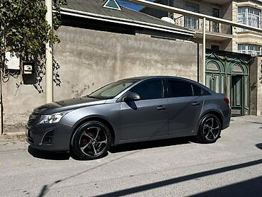 Chevrolet: Chevrolet Cruze: 1.8 l | 2013 il 229000 km Sedan — 3