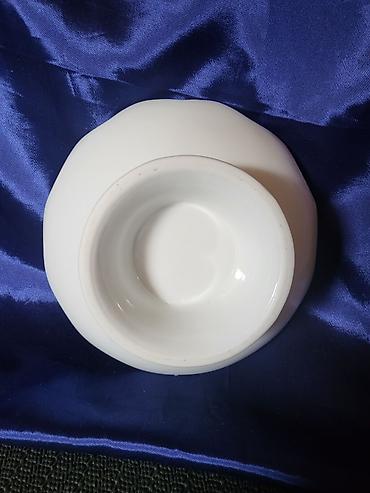 Stare vaze i dekor: Porcelanska nova,vintaz bombonijera. Porcelanska bombonijera,sve na — 12