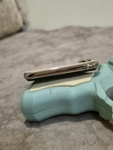 Apple iPhone: IPhone Xs, Qızılı, Simsiz şarj — 8