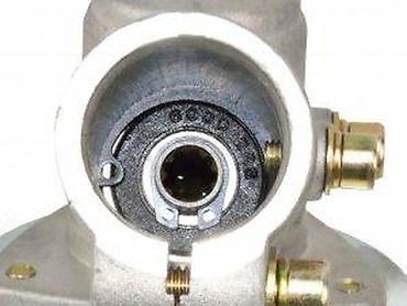 Ostali pribor i dodaci za alate: Glava/prenos za trimer – komplet Opis: - Kompletna ugaona — 15