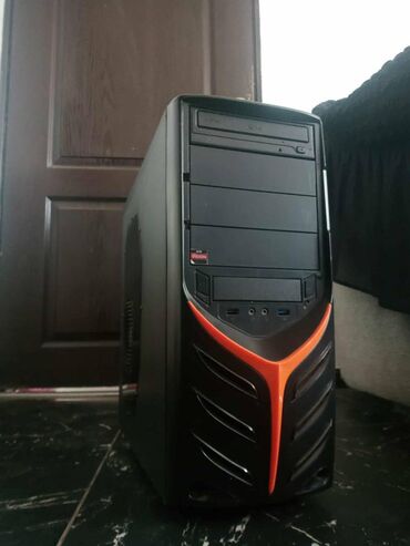 Desktop računari i radne stanice: Gejmer A 10 Quad Core PERFEKTAN--Odlicna moderna Gejming masina novije — 8