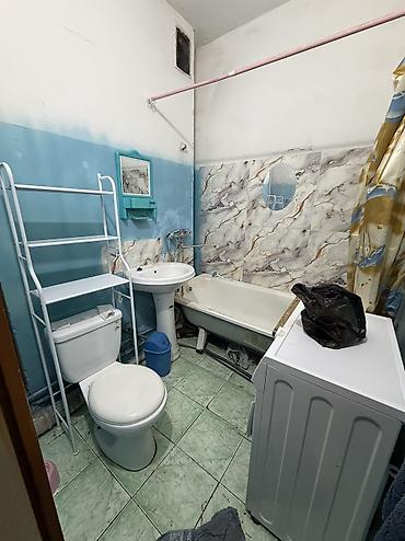 однушка: 1 комната, 40 м², Восток-5 мкр 105 серия, 5 этаж, Старый ремонт — 5