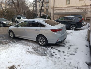 Hyundai: Hyundai Sonata: 2017 г., 2 л, Автомат, Газ, Бус