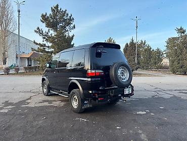 Mitsubishi: Mitsubishi Delica: 2005 г., 3 л, Автомат, Газ, Минивэн — 10