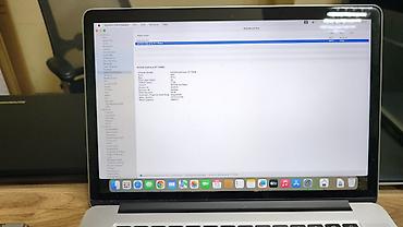 Apple MacBook: Apple MacBook, 15.4 ", Intel Core i7, 512 GB — 9