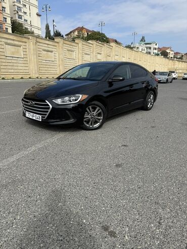 Hyundai: Hyundai Elantra: 2 l | 2018 il Sedan — 9