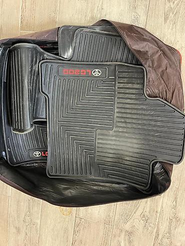 rezin botinkalar: Toyota Land Cruiser 200 üçün ayaqaltılar (LC200) - Model uyğunluğu — 1