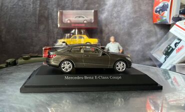 Avtomobil modelləri: Mercedes, 2009 il, 1:43, Dəmir, Ödənişli çatdırılma — 13