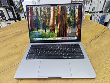 notebook ekranlari: Macbook Pro 14 Cup Apple M1 Pro cip RAM 16GB SSD 512GB Ekran 14" 2021
