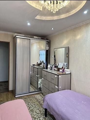 Продажа квартир: 2 комнаты, 42 м², 6 мкр 104 серия, 4 этаж, Евроремонт — 3