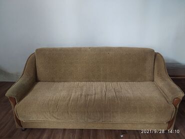 раскладушка диван: Цвет - Бежевый, Б/у