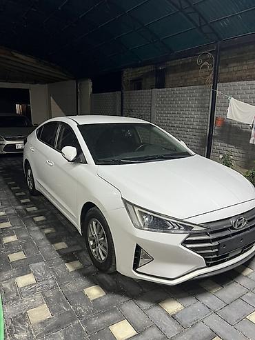 Hyundai Avante: 2019 г., 1.6 л, Бензин, Седан