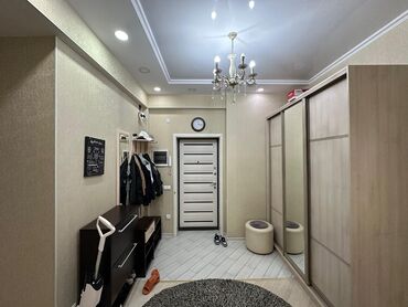 продаю квартиру по улице советская донецкая: 4 комнаты, 106 м², Элитка, 5 этаж, Евроремонт