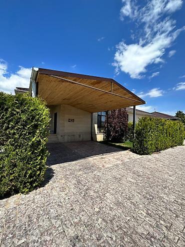 Продажа коттеджей и домов: Продаю коттедж 2+1 в ЦО “Asia Palace”. 
Коттедж находится на 2 линии — 2