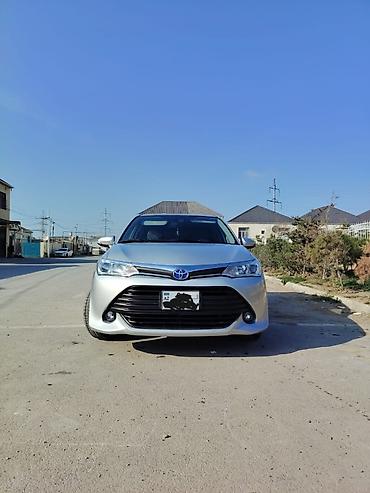 Салон: Toyota sedan interyer komplekti və avadanlığı - Sükan: çoxfunksiyalı — 4