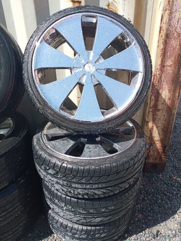 продаю портер 1: Дөңгөлөктөр монтажда 225 / 35 / R 19, Жай, Колдонулган, Комплект, Жеңил унаалар, Куйма, тешиктери - 5