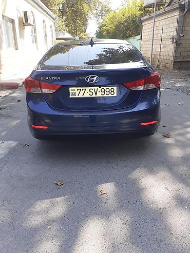 Hyundai: Hyundai Elantra: 1.8 l | 2014 il Sedan — 9