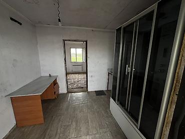 контейнерный модул: Сдается однокомнатное помещение В помещении имеются: * Аристон — 1