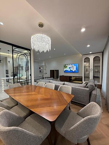 квартиры кут строй: 3 комнаты, 117 м², 2 этаж, Дизайнерский ремонт — 1
