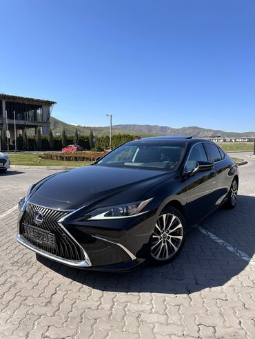 бампер es: Lexus ES: 2020 г., 2.5 л, Автомат, Гибрид, Седан