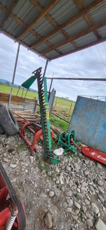 Digər nəqliyyat: Pres aparatı və paçka vuran, çox ideal vəziyyətdədir. Noldan yığılıb — 9