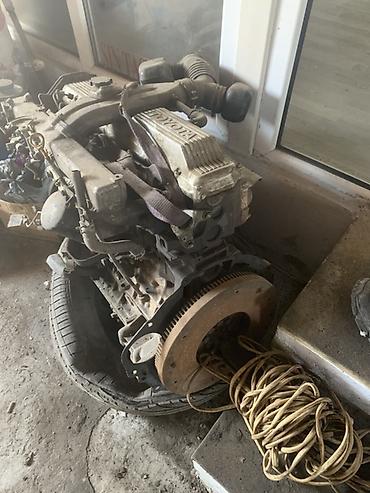 gidrafon mator: Toyota dizel 4.2– satılır land cruiser karobkasida var - — 2