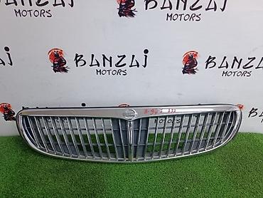 Решетка радиатора Nissan 2000 г., Б/у, Оригинал