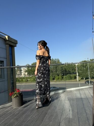 свадебные платья не пышные: Кече көйнөгү, Узун модель, Жеңдери менен, Корсет, M (EU 38)
