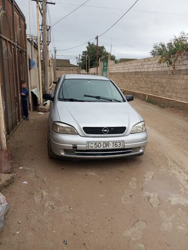 Opel: Opel Astra: 2 l | 2000 il | 255000 km Hetçbek