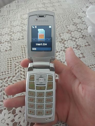 philips xenium 9@9u: Samsung rəng - Gümüşü, Düyməli — 3