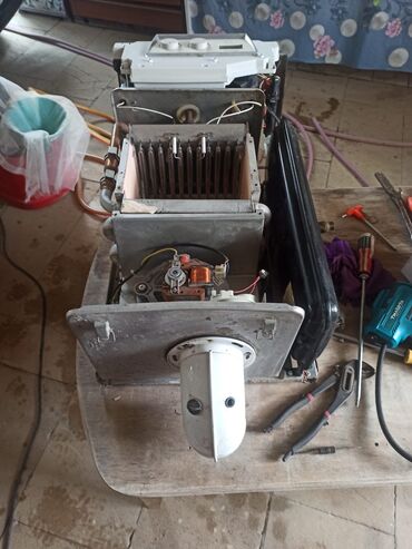 Kombilər: Demir dokum “Atron” qazla işləyən divar tipli kombi/qızdırıcı — 7