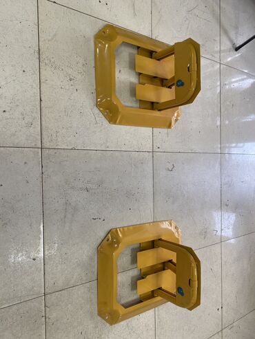 Другой транспорт: Ограничители парковки — 6