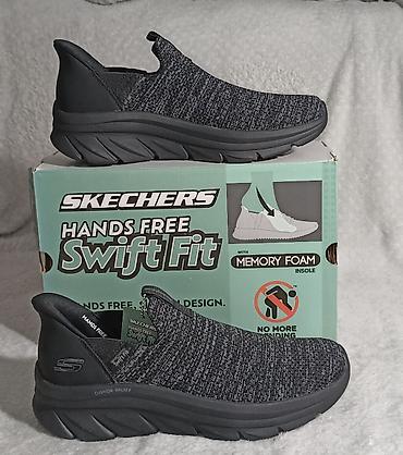 skechers cena: Skechers Hands Free Swift Fit – muške slip-on patike 42 nove original — 1