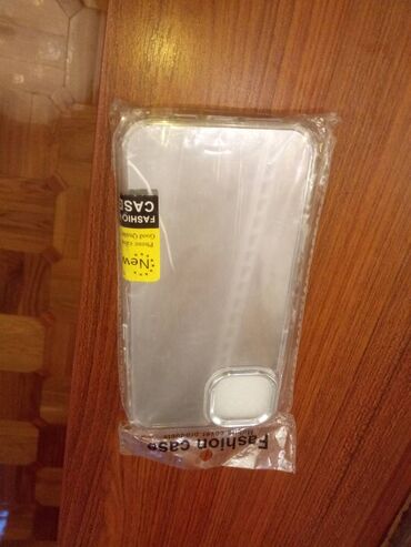 Teze ideal veziyyetde ifon 14 + telefonuna kobura satiram.Qiymeti 25