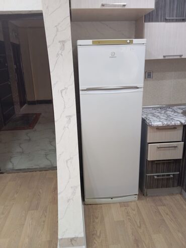 Qonaq otağı dəstləri: Gördüyünüz ev əçyaları satılır masadivansoyuducu, yataq mebeli — 8