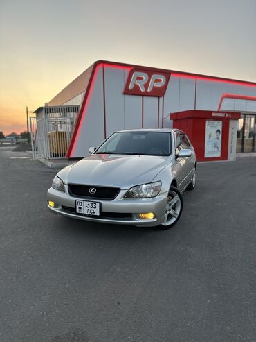 corolla runx: Lexus IS: 2003 г., 2 л, Механика, Бензин, Универсал