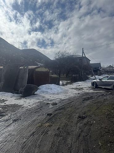 Продажа коттеджей и домов: Продаётся земельный участок с домом в живописном горном массиве (см — 7