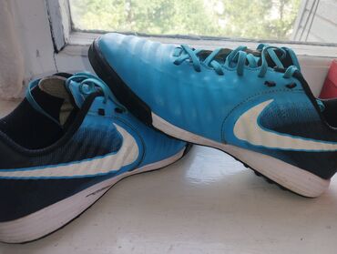 Бутсы: Продаю сороконожки Nike Tiempo Legend 7 покупал в магазине Peleshop