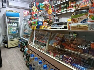 аренда помещения с кухонным оборудованием: Ижарага берем Дүкөн, Өзүнчө турган дүкөн, 15 кв. м Иштеп жаткан, Жабдуулары менен, Ремонтсуз, Коммуникацияларсыз, Кондиционер, Видеокөзөмөл жана сигнализация