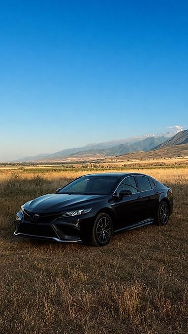 камбой: Toyota Camry: 2021 г., 2.5 л, Автомат, Гибрид, Седан — 1